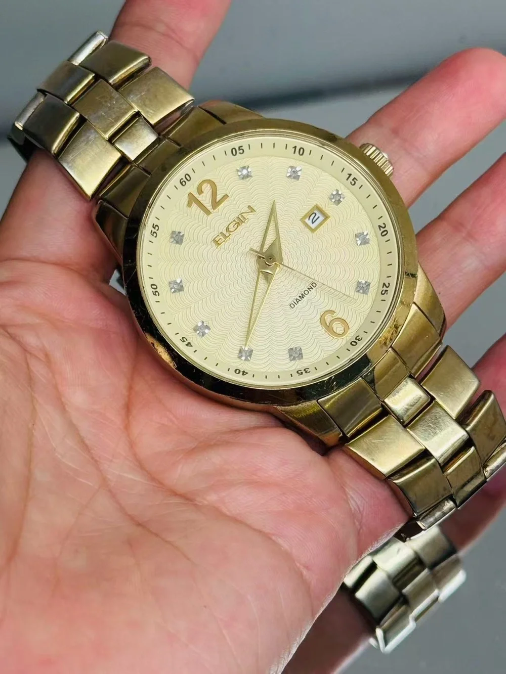 Vintage Elgin Men Gold Tone Quartz Watch Diamond Dial Date 46mm New Battery Runs